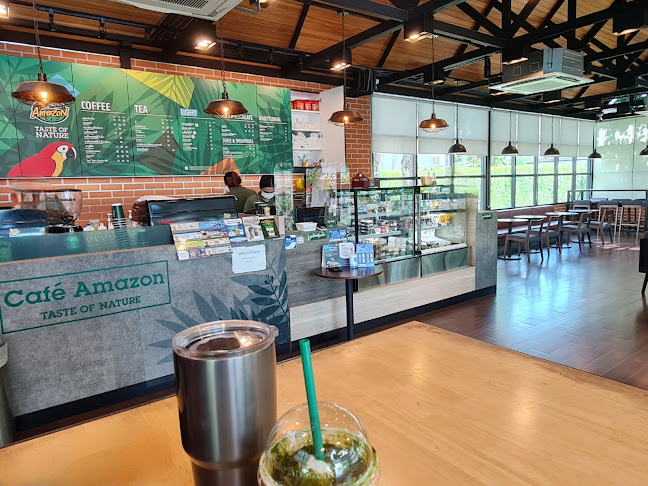 Café Amazon ปตท. อ้อมน้อย - การบริการอาหารและที่พัก