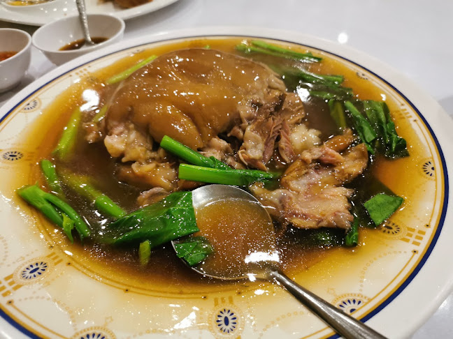 ครัวสยาม ภัตตาคาร & โต๊ะจีน - Muang