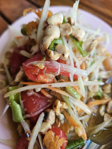 Comentarii opinii despre ร้านอาหารสนแก้ว ซีฟู๊ด