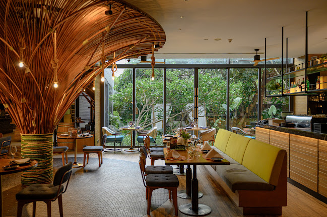 124 Floor 1/2, 200 ถ. ราษฏร์อุทิศ 200 ปี ตำบลป่าตอง อำเภอกะทู้ ภูเก็ต 83150