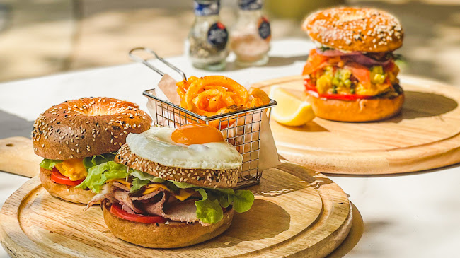 Opinii despre 444 Hospitality Co., Ltd. în อำเภอถลาง - การบริการอาหารและที่พัก