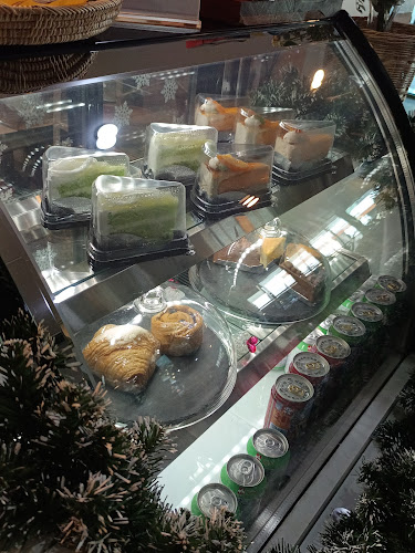 Shalala Cafe' X Studio (ชาลาล่า คาเฟ่) - Samut Prakan