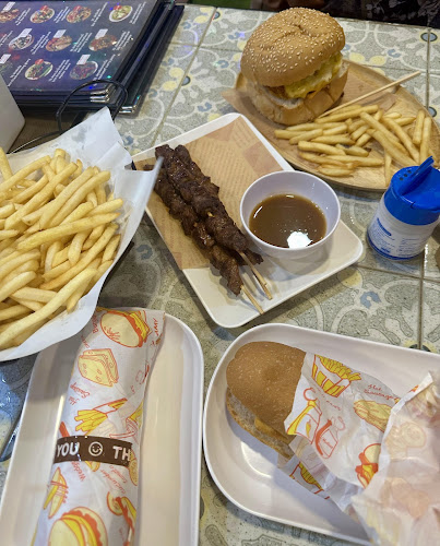 Opinii despre Tanuf Grill în อำเภอกะทู้ - การบริการอาหารและที่พัก