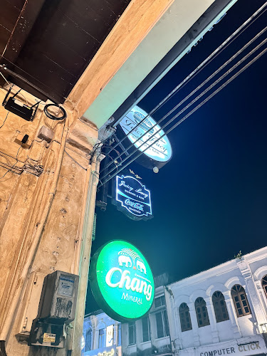 Juicy Lucy Burger and Bar - อำเภอเมืองภูเก็ต