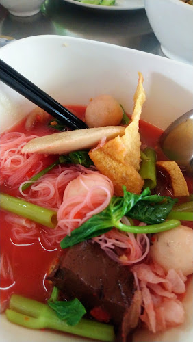 Comentarii opinii despre เจ๊จิ๋ม ก๋วยเตี๋ยวเส้นปลา เกี๊ยวปลา