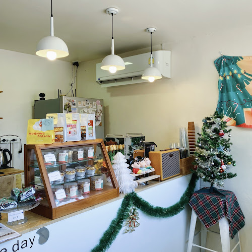 THE KAFFEE HOME CAFE - การบริการอาหารและที่พัก