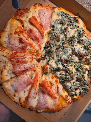 Opinii despre ลินดาเฮ้าส์ (ร้านพิซซ่า) în อำเภอเมืองนครสวรรค์ - การบริการอาหารและที่พัก