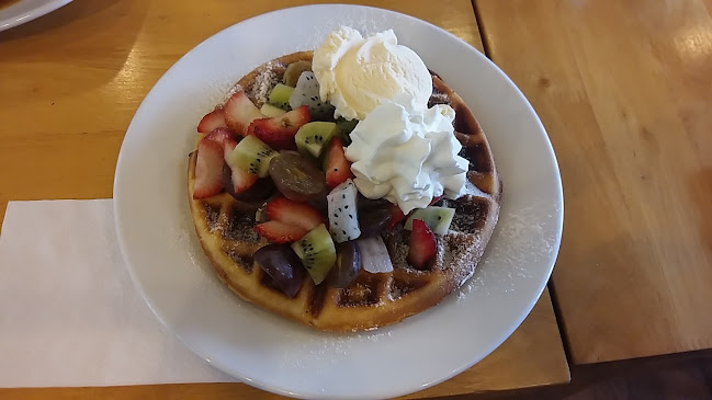 Coffee Hills Cafe - การบริการอาหารและที่พัก