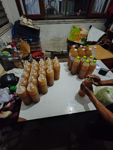 Opinii despre น้ำกระท่อม RangSit สมุนไพร (สาขา1)​ în อำเภอธัญบุรี - การบริการอาหารและที่พัก