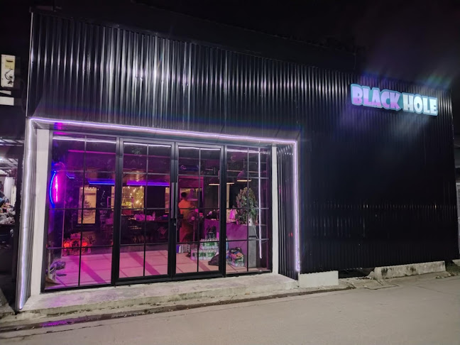 หลุมดำบาร์แอนด์การ์เด้นท์