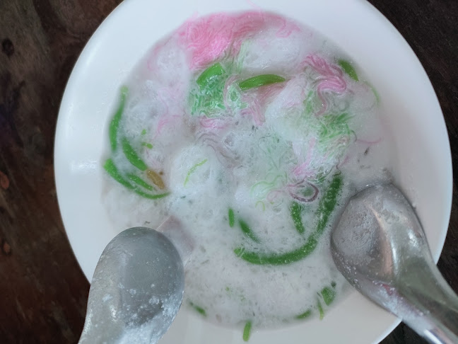 ร้านก๋วยเตี๋ยวหมูแม่นิ่ม - เมือง