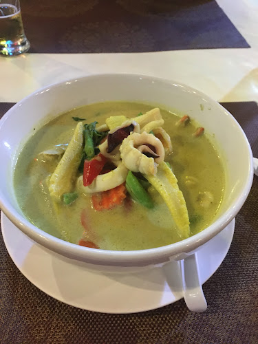 Arisa Kitchen - การบริการอาหารและที่พัก