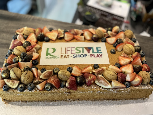 Silenafood Bistro - การบริการอาหารและที่พัก