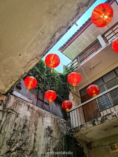 มั่งสีโส CoffEe & นั่งจุ้ย - อำเภอเมืองอุบลราชธานี