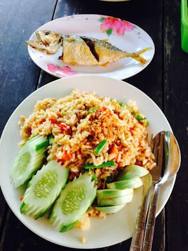 ครัวปลาทูอ่าวอุดม - อำเภอศรีราชา