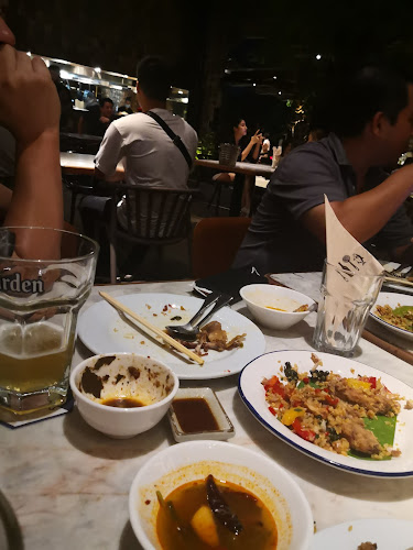 M7J9+23G, Rajbamrung Rd, ตำบลเชิงเนิน อำเภอเมืองระยอง ระยอง 21000