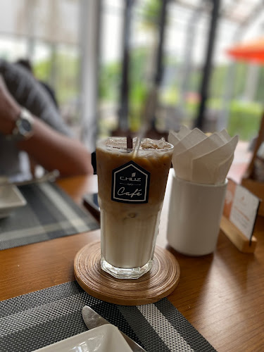 Opinii despre Chuz Cafe' în Koh Samui - การบริการอาหารและที่พัก