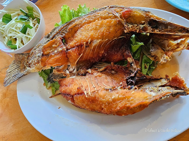 Opinii despre ครัวลุงหนุ่ม în อำเภอเมืองนครปฐม - การบริการอาหารและที่พัก