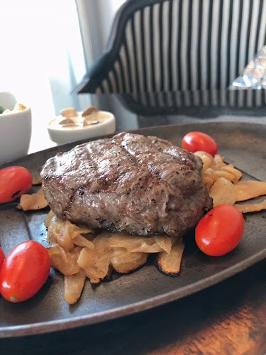 Livv Cafe' & Restaurant Pattaya