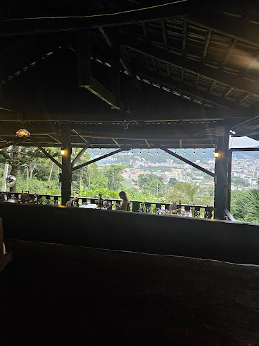 3 ถ. พระบารมี ตำบลป่าตอง อำเภอกะทู้ ภูเก็ต 83150