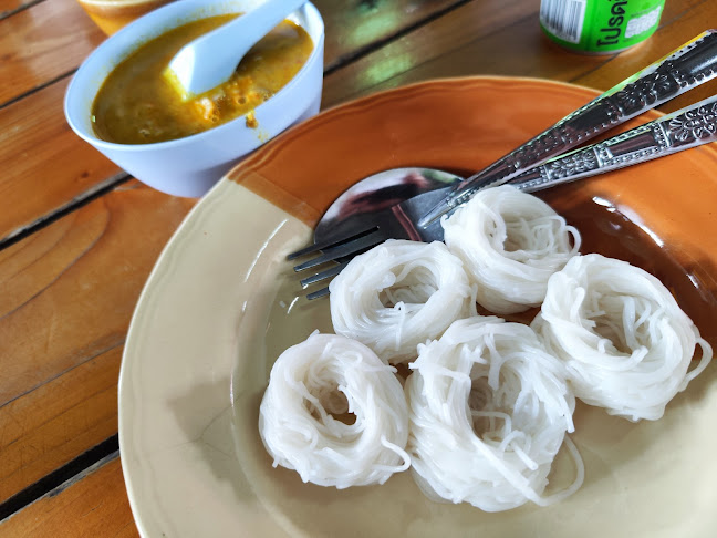 คุณบี ขนมจีนสด - อำเภอบางละมุง