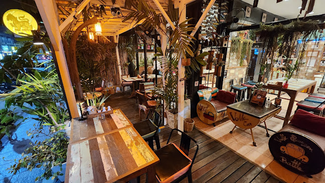 Jasmin's Café - อำเภอบางละมุง