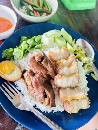 Comentarii opinii despre ครัวโกซุ้ย ขาหมู พุงวัว