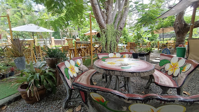 Opinii despre ก๋วยเตี๋ยวไก่-เนื้อตุ๋น în อำเภอเมืองภูเก็ต - การบริการอาหารและที่พัก