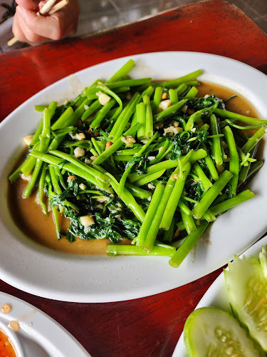 3 ถ. พระบารมี ตำบลป่าตอง อำเภอกะทู้ ภูเก็ต 83150