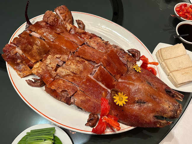 Opinii despre Yan Long Phuket - An Authentic Chinese Restaurant în อำเภอเมืองภูเก็ต - การบริการอาหารและที่พัก