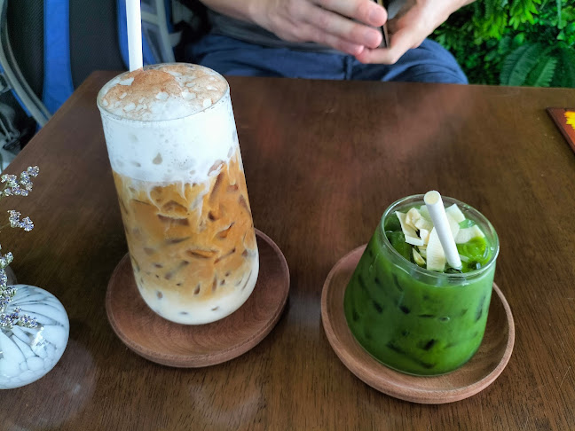 Opinii despre Crème Café Phuket în อำเภอเมืองภูเก็ต - การบริการอาหารและที่พัก