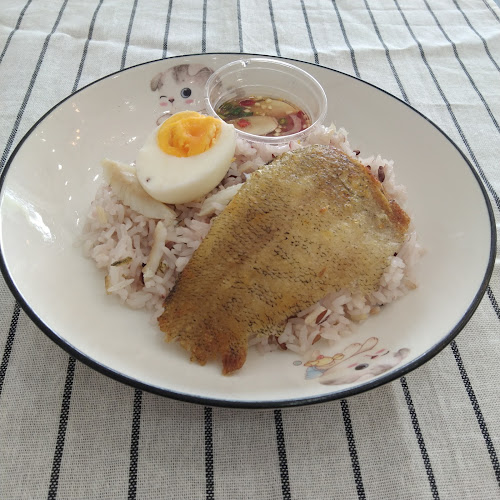 M&M COFFEE & STUDIO - การบริการอาหารและที่พัก