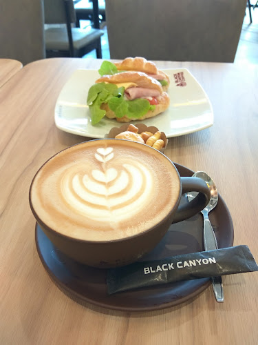 Black Canyon ปตท.จอมเทียน