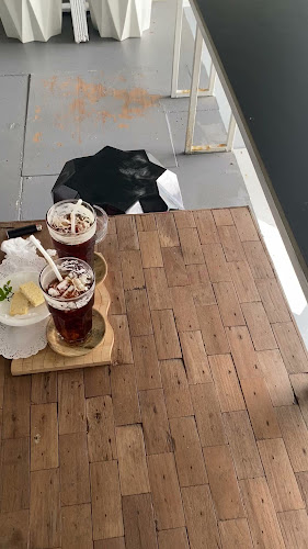 Sea Scape House Cafe' & Art - การบริการอาหารและที่พัก