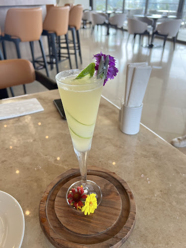 Comentarii opinii despre 7th Floor Restaurant & Bar