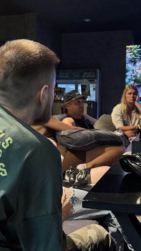 The Stories Social Hub and Chillout - การบริการอาหารและที่พัก