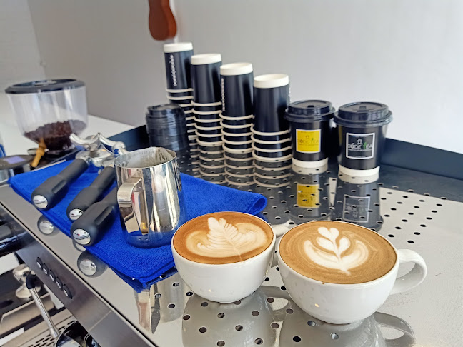 DUDE TEA CAFE - การบริการอาหารและที่พัก