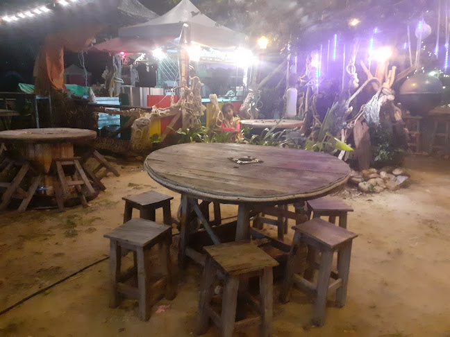 135 ถ. ราษฏร์อุทิศ 200 ปี ตำบลป่าตอง อำเภอกะทู้ ภูเก็ต 83150