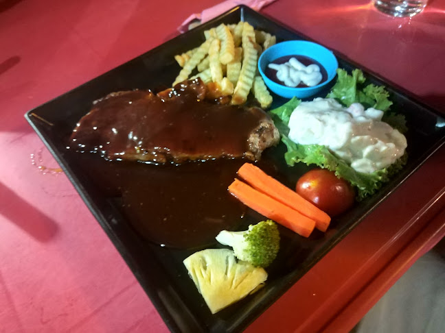 Comentarii opinii despre Lazio Cafe / ร้านสเต็กและเครื่องดื่มฮาลาล