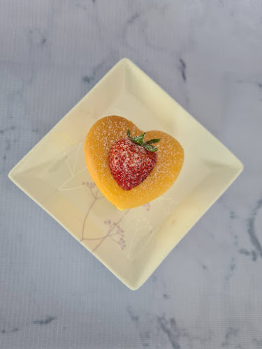 อานาปานะ คาเฟ่ - การบริการอาหารและที่พัก