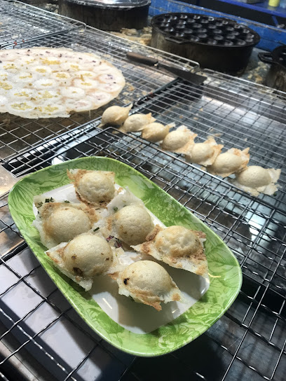 ลุงแว๊ป ขนมครกทรงเครื่อง