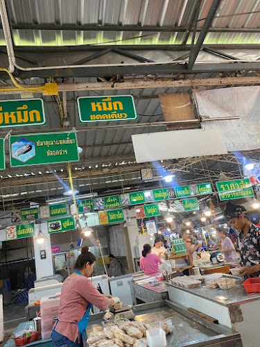 ร้านกรองทองซีฟู๊ด - การบริการอาหารและที่พัก