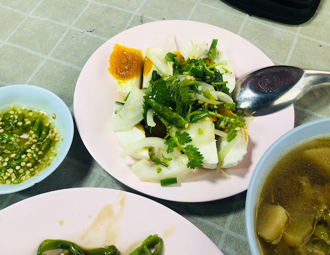 Opinii despre อ้วนโภชนา ข้าวต้มกุ๊ยศรีสำโรง (เจ้าเก่า) în อำเภอเมืองสุโขทัย - การบริการอาหารและที่พัก