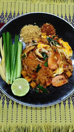 Comentarii opinii despre ร้านผัดไทยไทรบุรี