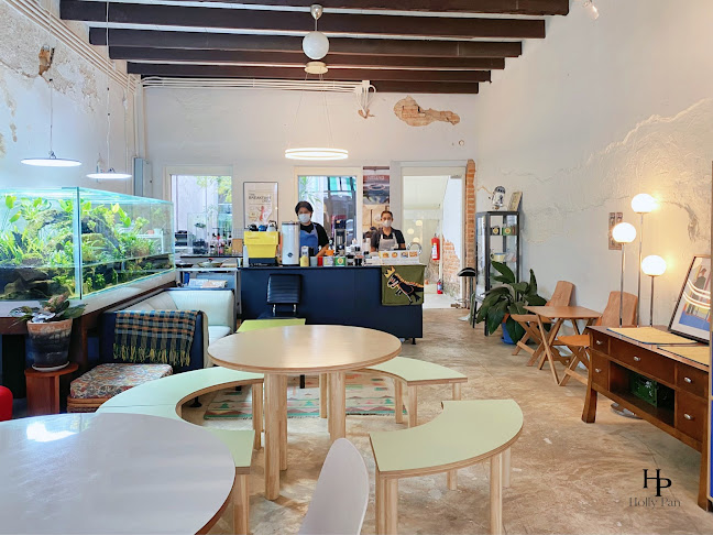 Opinii despre ไม้น้ำคาเฟ่ - กาแฟและต้นไม้น้ำ în อำเภอเมืองภูเก็ต - การบริการอาหารและที่พัก