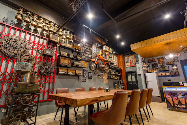 Coffee Talk Old Phuket Town