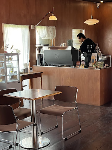 Tim’s Coffee - การบริการอาหารและที่พัก