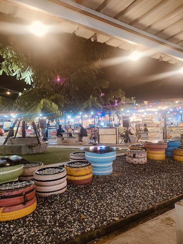 ตลาดกลางเมืองตรัง (อารีย์ญา) city center - อำเภอเมืองตรัง