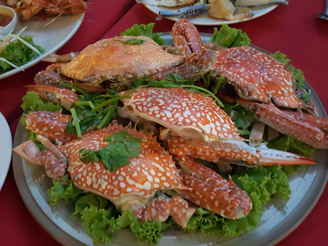 Opinii despre Capri Restaurant & Bar Karon în อำเภอเมืองภูเก็ต - การบริการอาหารและที่พัก