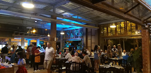 Capri Restaurant & Bar Karon